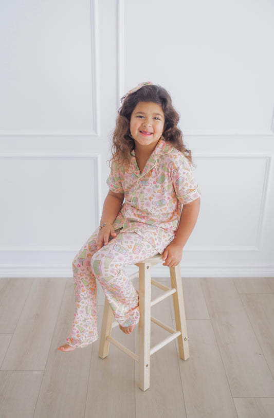 Shamrock Shakes Short Sleeve Flare Button Up Set