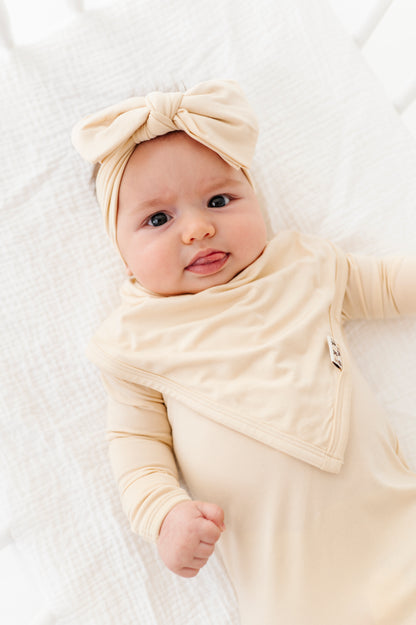 Oat Bandana Bib