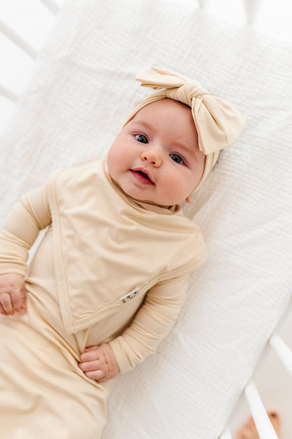 Oat Bandana Bib