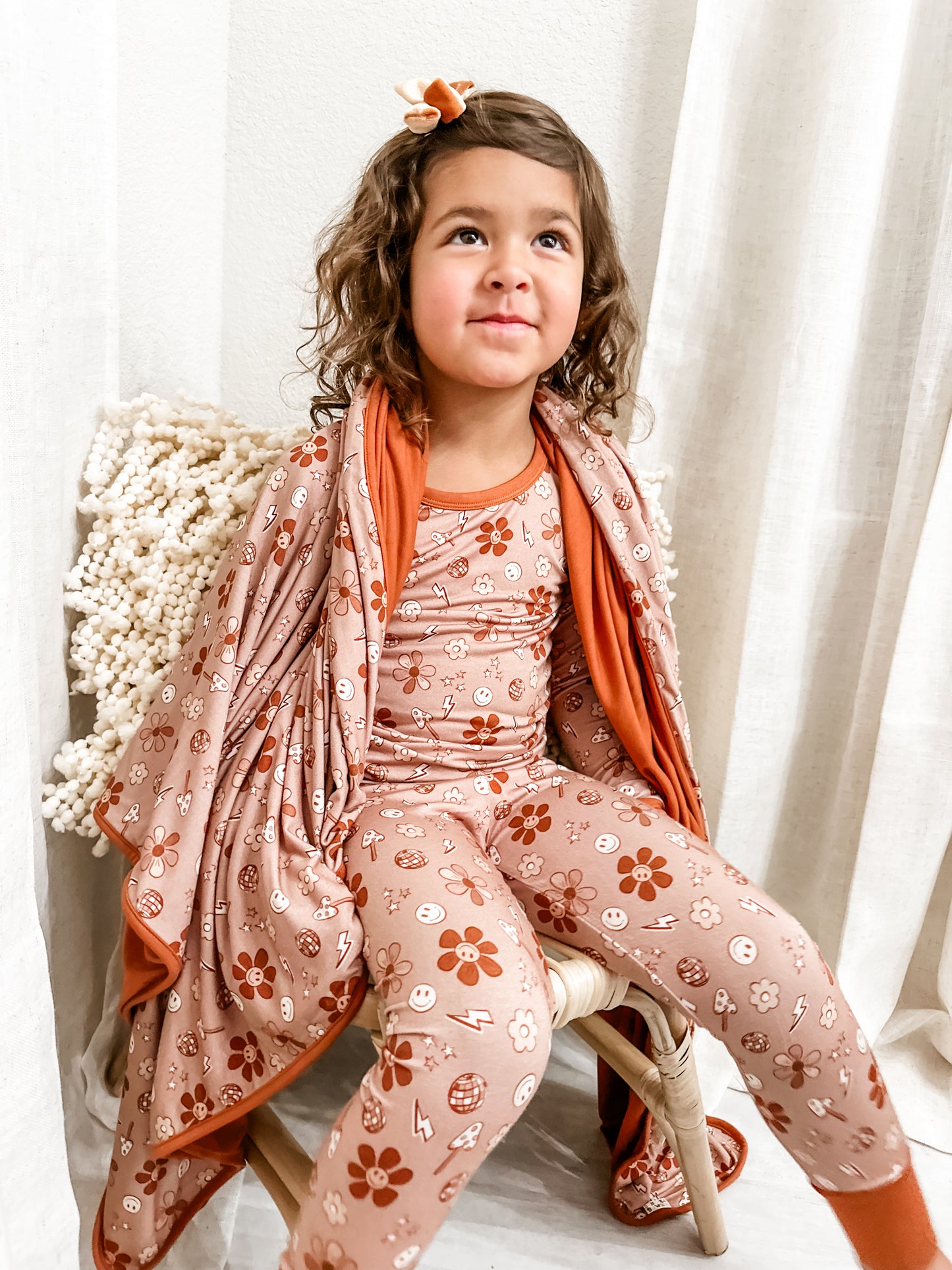 PRE-ORDER Daisy Girl RUFFLE Blanket